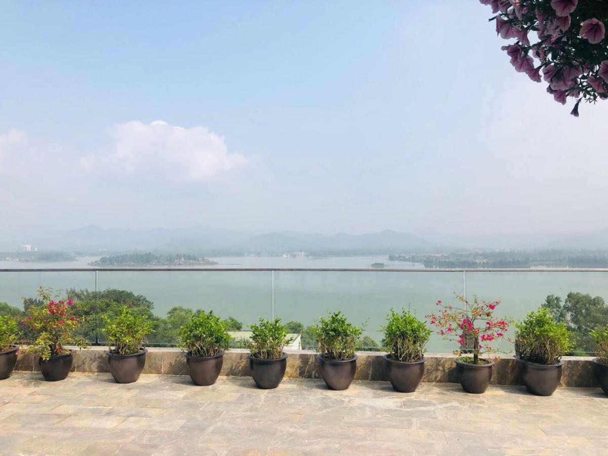 Lakeside Dailai Hotel Phuc Yen Esterno foto