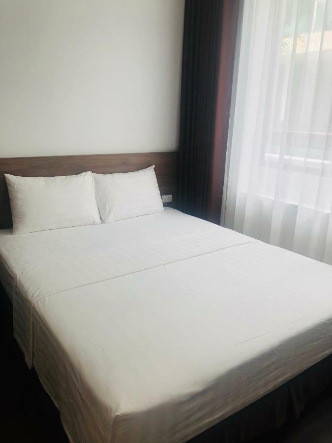 Lakeside Dailai Hotel Phuc Yen Esterno foto